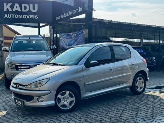 PEUGEOT 206 1.4 FELINE 8V FLEX 4P MANUAL PEUGEOT 206 1.4 FELINE 8V FLEX 4P MANUAL